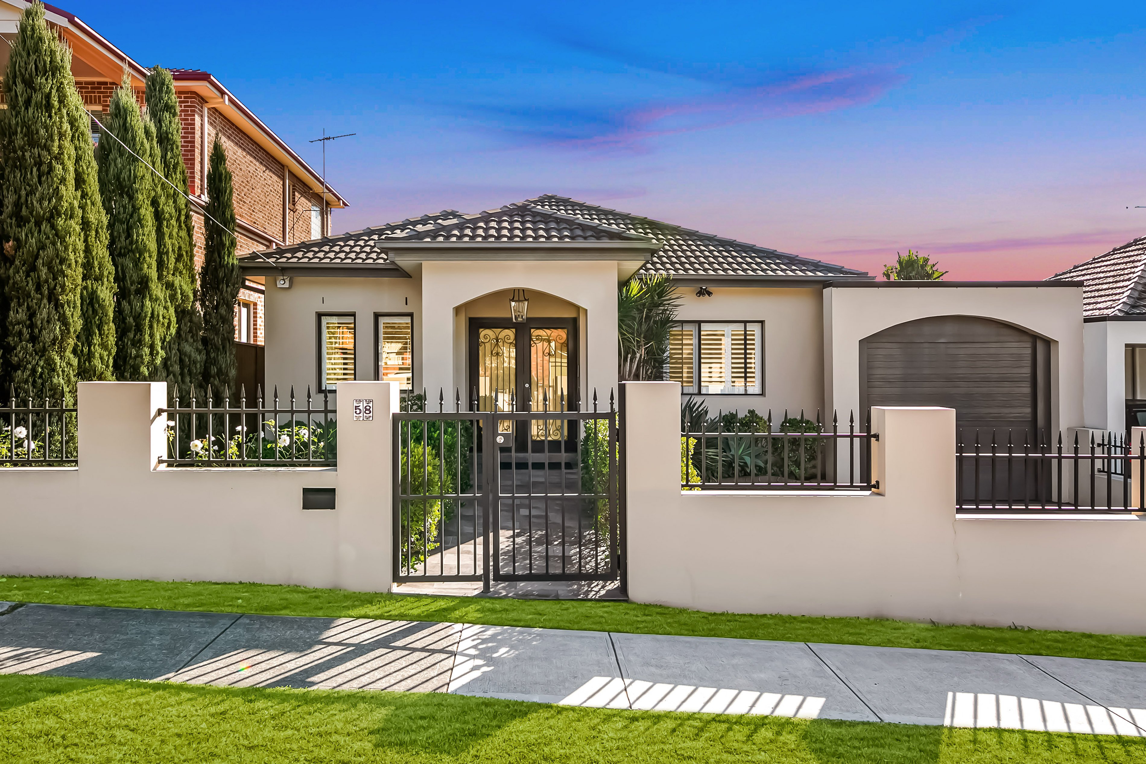 4. 58 New England Drive Kingsgrove.jpg