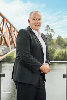 Darren McBeath