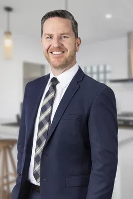 Damian Shackell