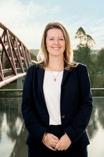 Linda Lowe