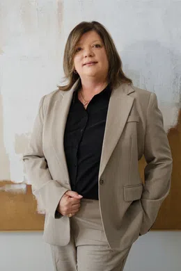 Lynette Guest