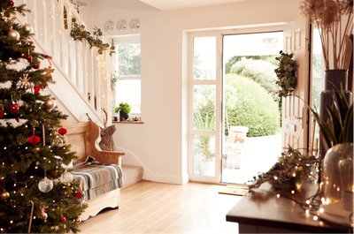 Tips For Selling A House Over The Christmas Holidays cover